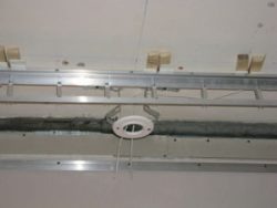 Замена открытой проводки (плинтус или подвесной потолок)